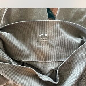 Aybl leggings!